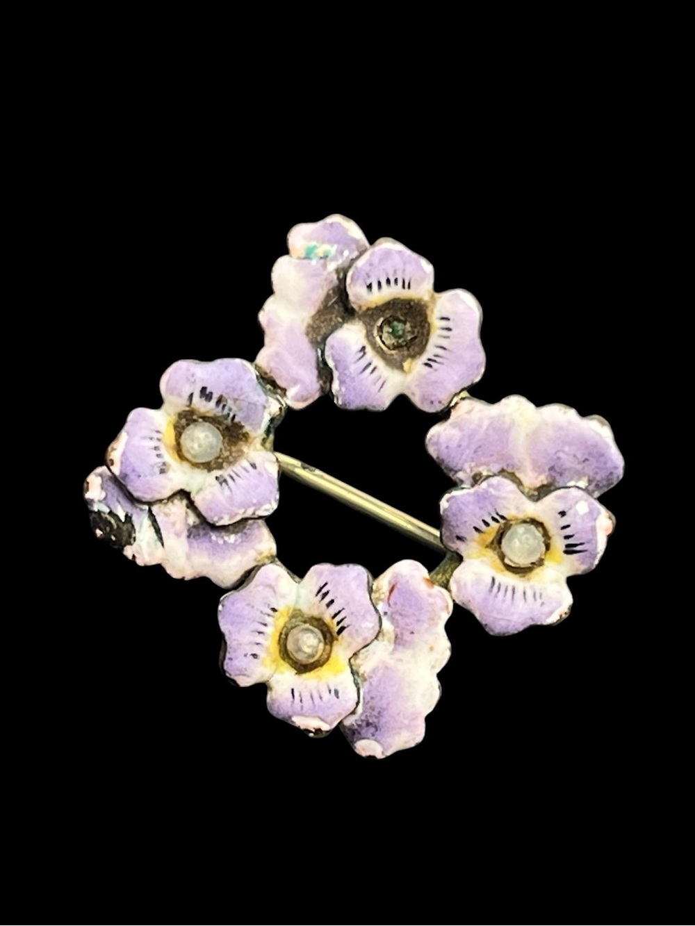 Art Nouveau purple enamel pansy flower gold tone vintage brooch pin faux pearl